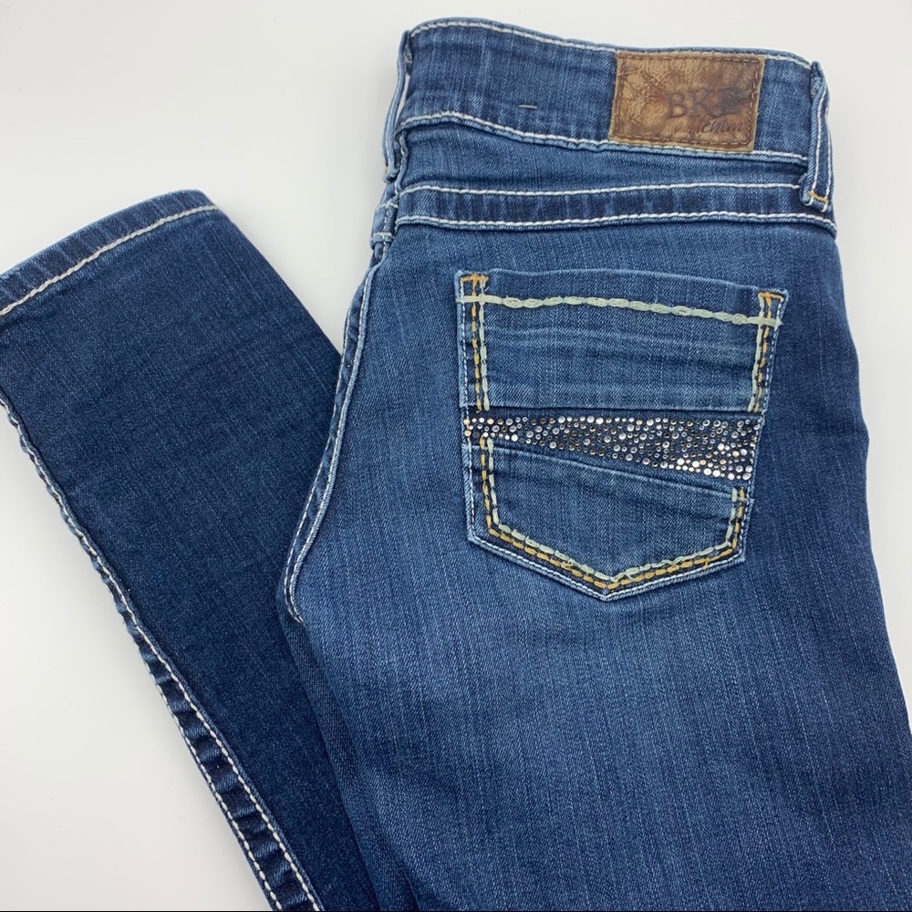 BKE Stella skinny jeans 26R cute buttons pockets